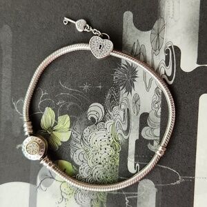 Pandora MOMENTS Retired Bracelet